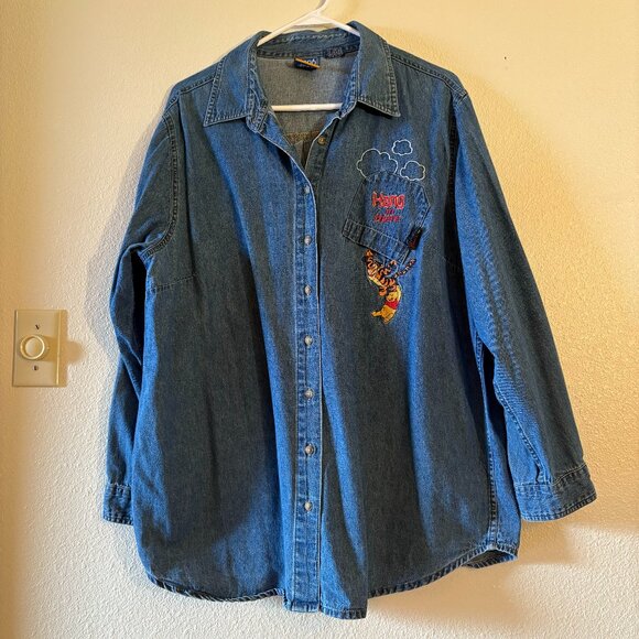 Disney Winnie the Pooh Denim Button Down Shirt Jeans Shirt Tigger Size 18W / 20W - Picture 3 of 8